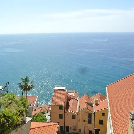 La Finestra Sul Mare Apartment *