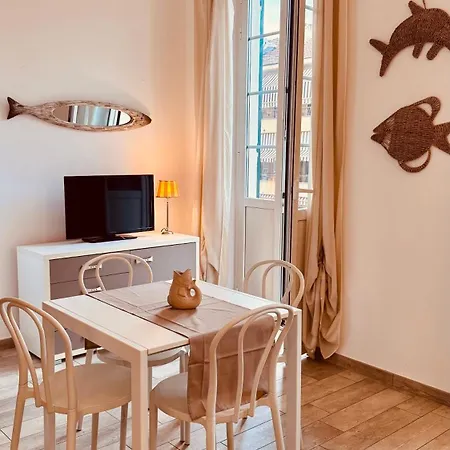 La Finestra Sul Mare Apartment *